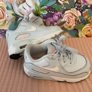 Nike Air Max 90 size 7c